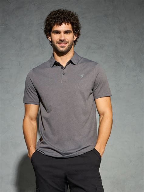 Men Solid Slim Fit Polo T-shirt with COTFLEX