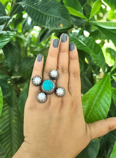 Silver Replica Beautiful Monalisha Stone Finger Ring – StyleBuzz