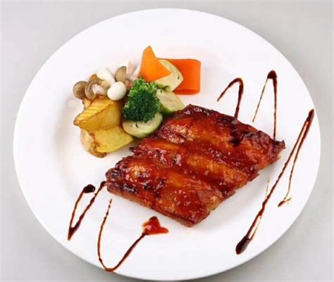 珠海吃喝：这家金汤酸菜鱼 颜值超高味道超赞 我太爱了！|中国美食 - YouTube