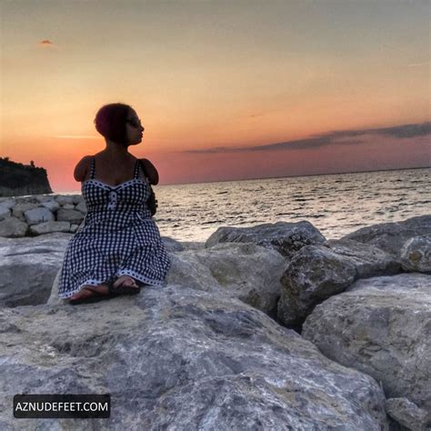 TALLI OSBORNE Feet - AZNudeFeet