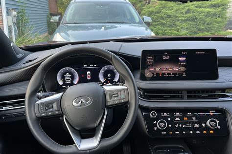 Car Review: Want a midsize luxury SUV with a big V6? Better hurry, it’s the last year to find it ...
