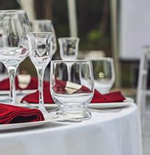 Restaurant Table Linens 的图像结果