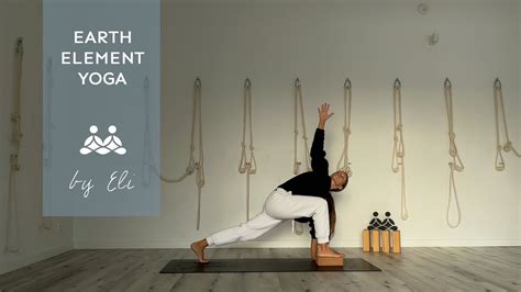 Earth Element Yoga 30 min. - Eli Wierkowska Yoga