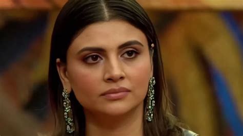 Kunika Sadanand Trolled, Rohit Shetty Hosts Bigg Boss Weekend Ka Vaar