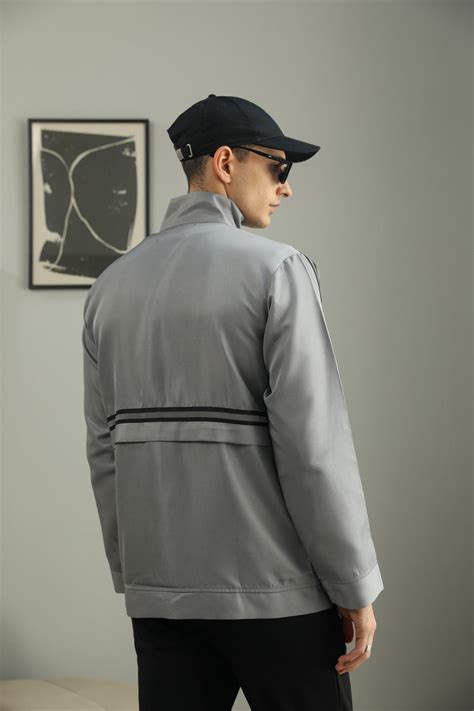 Men's Layered Puffer Jacket in Grey [Cozy & Stylish}