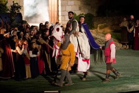La princesa ya no necesita a Sant Jordi para salvarse del dragón
