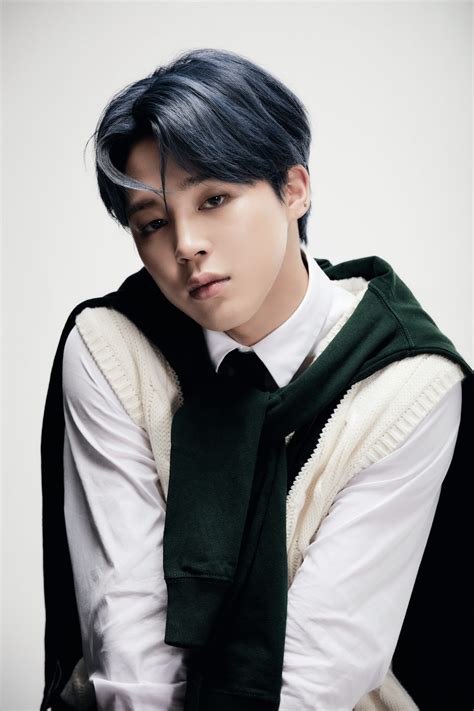 BTS Map Of The Soul 7 Profile Concept Photos (UHD/HR) - K-Pop Database / dbkpop.com