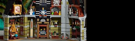 LEGO Haunted House (10273) Building Kit (3,231 Pcs),Multicolor : Amazon ...