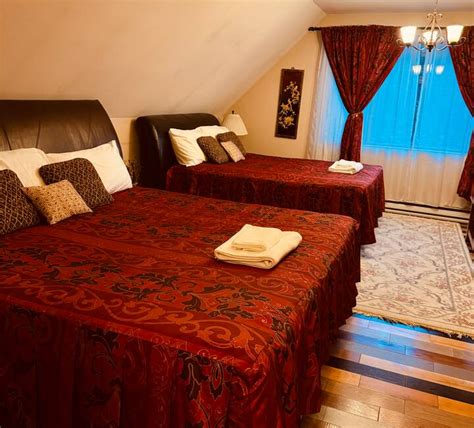 Room #6, CITQ 298811 - Bed and breakfasts for Rent in Berthierville ...