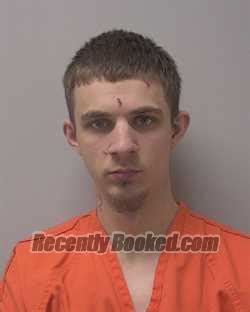 Recent Booking / Mugshot for TRENTON JAMES ONEIL in Marathon County ...