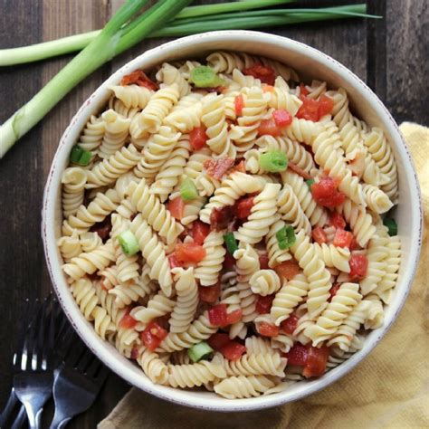 4 Ingredient Pasta Salad - Baking With Mom