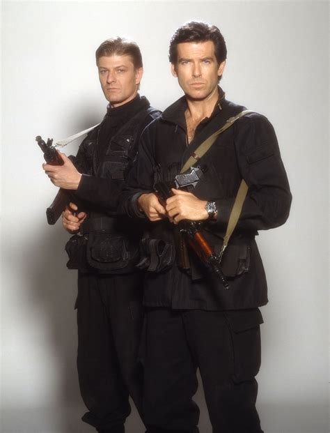 James Bond 007 (Pierce Brosnan) & Alec Trevelyan 006 (Sean Bean) in ...