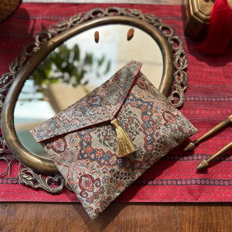 Classic Persian Kilim Gift Envelope - Medium – MASALA WORKS