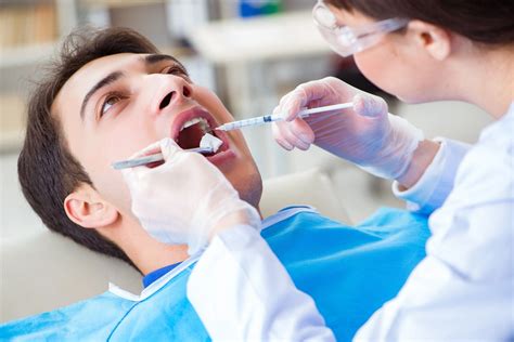 Dentist vs Orthodontist: Differences & Similarities