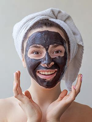 Buy WOW Activated Charcoal Face Mask - No Parabens & Mineral Oils ...