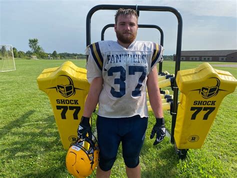 Introducing the 2023 MLive Bay City Football Dream Team Offense - mlive.com