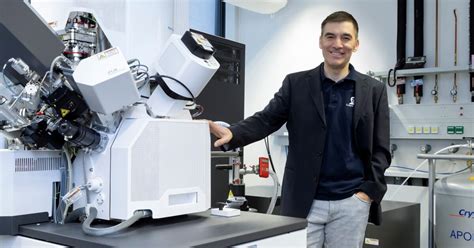 New cryo plasma microscope commissioned in Frankfurt