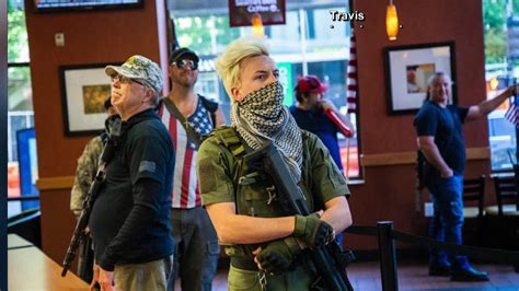 Anti-lockdown protesters carry weapons into North Carolina sandwich ...