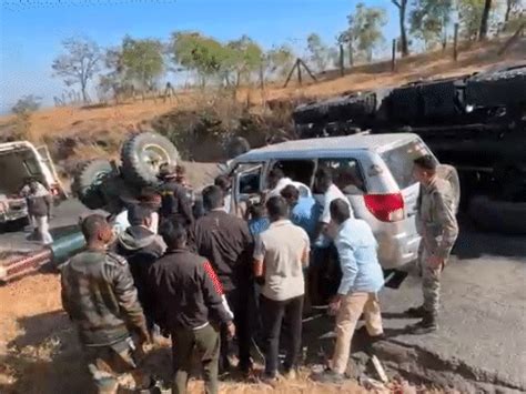 Saputara Ghat Accident: Army Vehicle Overturns, 3 Soldiers Injured