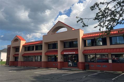 Howard Johnson by Wyndham Malden Boston Area | Malden, MA Hotels