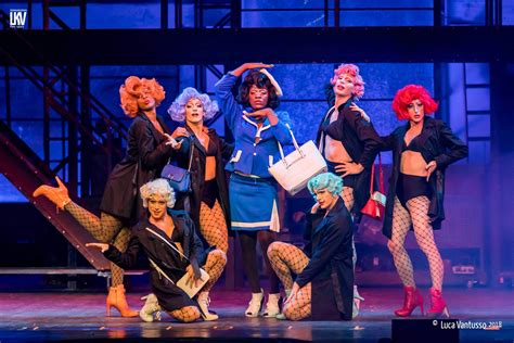 Kinky Boots, a Milano l'acclamato musical in drag musicato da Cyndi ...