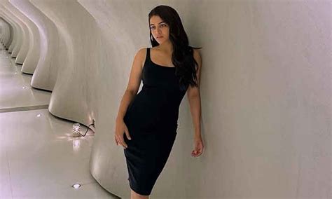 Wamiqa Gabbi leaves fans grasping for breath in sensuous bodycon dress