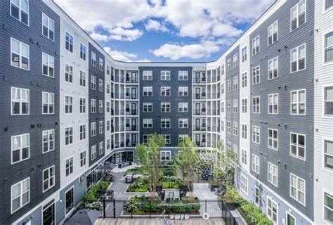 Gallery | Somerville Apartments | Revolution at Assembly Row
