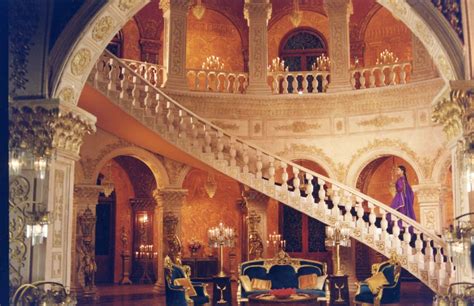 Inside the extraordinary set designs of Sanjay Leela Bhansali's films ...