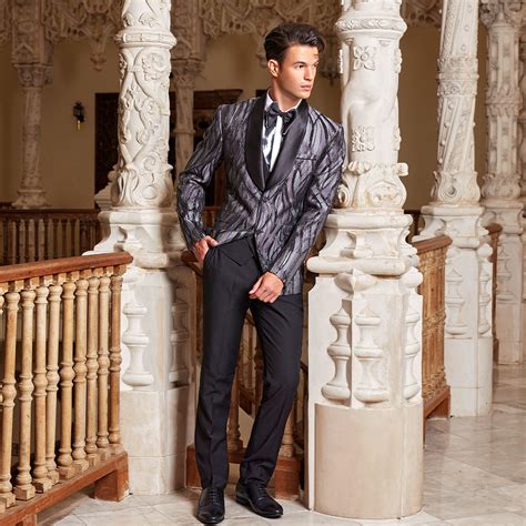 Abstract Printed Suit for Men – Suvidha Fashion