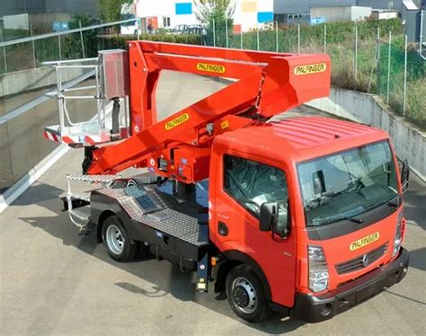 Hook Loaders - Palfinger T15 Hook Loader Manufacturer from Chennai