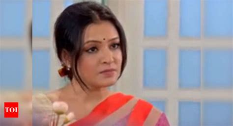 Ke Apon Ke Por written update, December 12, 2018: Tandra is back with a ...