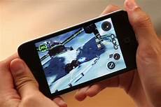 mobile phone gaming sorry mario smartphones are the new gigaom mobile phone gaming sorry mario smartphones are the new gigaom