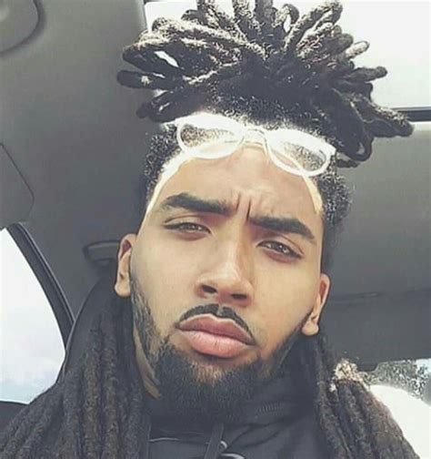 Pin by enticing on damn he fine !!!!!!!!! | Black men hairstyles, Black ...