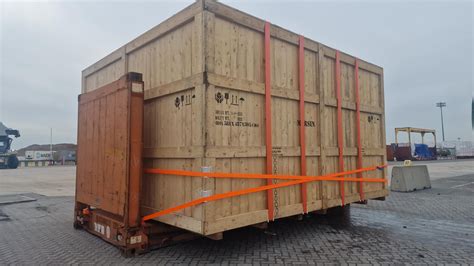 Tariff Shipping Containers 的图像结果