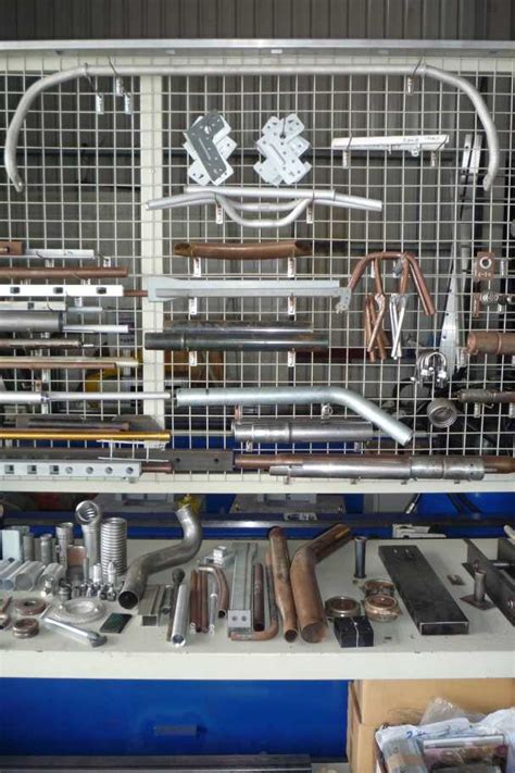 Tube Connection Machine 的图像结果