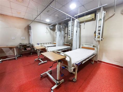 Spine Surgeon | Laser Disc Surgery | Specialist | Jalandhar | Spine Masters