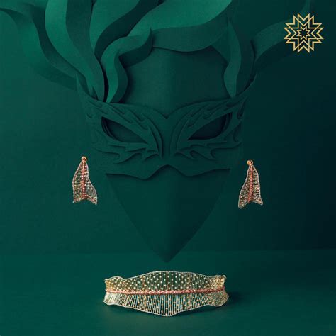 Buy Fancy minimal designed Gold layerd Necklace Set Online | Fancy ...