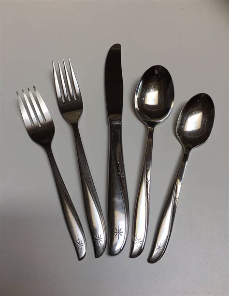 Image result for Oneida Flatware Patterns Identifier