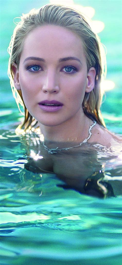 Pin by Creative Young on Wallpapers | Jennifer lawrence, Dior fragrance ...