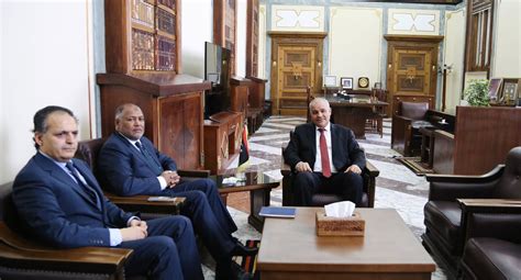 Libyan News Agency - The Central Bank and the Ministry of Finance agree ...