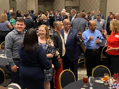 Cameron wins GOP primary for Ky. governor