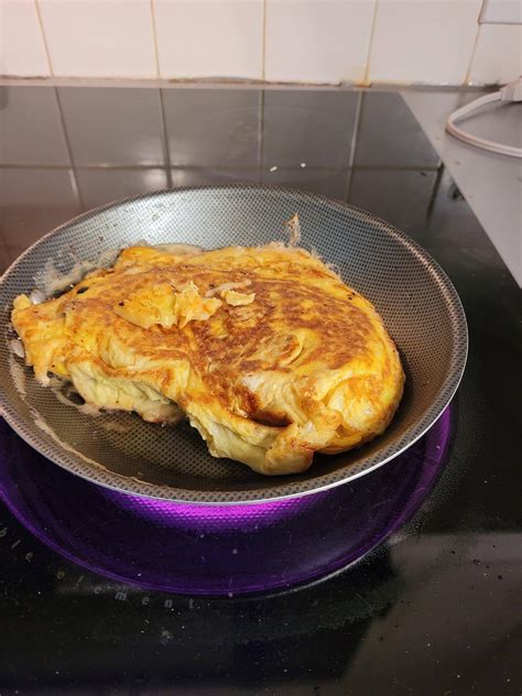[homemade] Fluffy omelettes with beef burnt ends : r/food