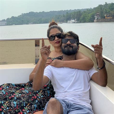 Makapa and wife Suzanne celebrate fifteen wedding anniversary