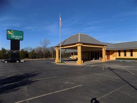 QUALITY INN ADA NEAR UNIVERSITY - Hotel Reviews & Photos - Tripadvisor