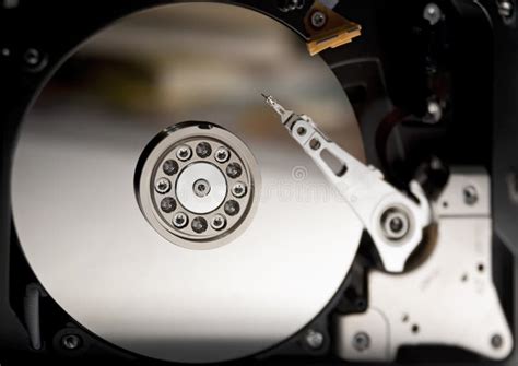Hard Drive Inside a Computer 的图像结果