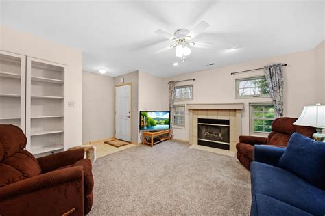 2699 Brittany Oaks Blvd, Hilliard, OH 43026 - See Est. Value, Schools & More