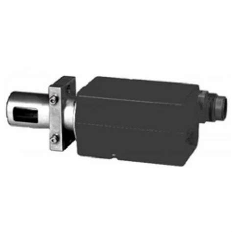 Photocells, UV Cell and Flame Sensor - Landis QRA4.U Photocell Trader ...