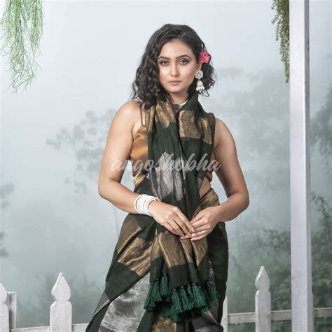 Bottle Green Linen Multicolor Tissue Body with Bottle Green Tassels Ha ...