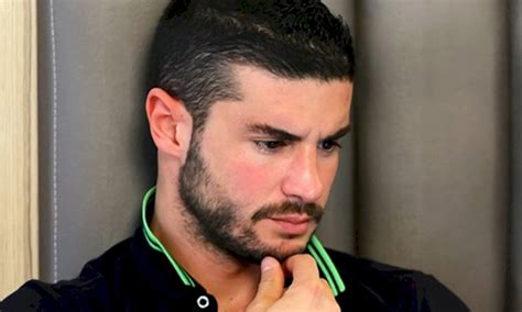 Berk Oktay zaprosio devojku! (FOTO) - Najbolje Turske serije sa prevodom