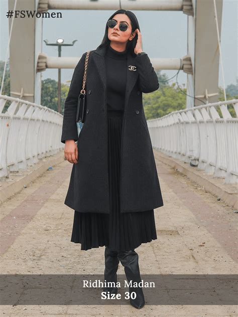 Buy Black Pleated Flared Midi Skirt Online | FableStreet